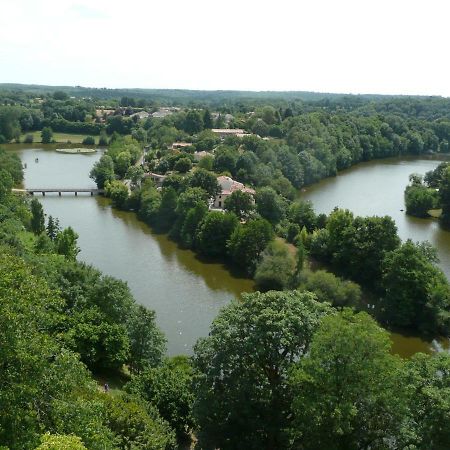 Alba Melusine Bed & Breakfast Vouvant Bagian luar foto